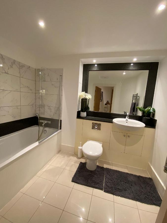 Fabulous 2 Bed Apartment In Vauxhall London Exterior photo