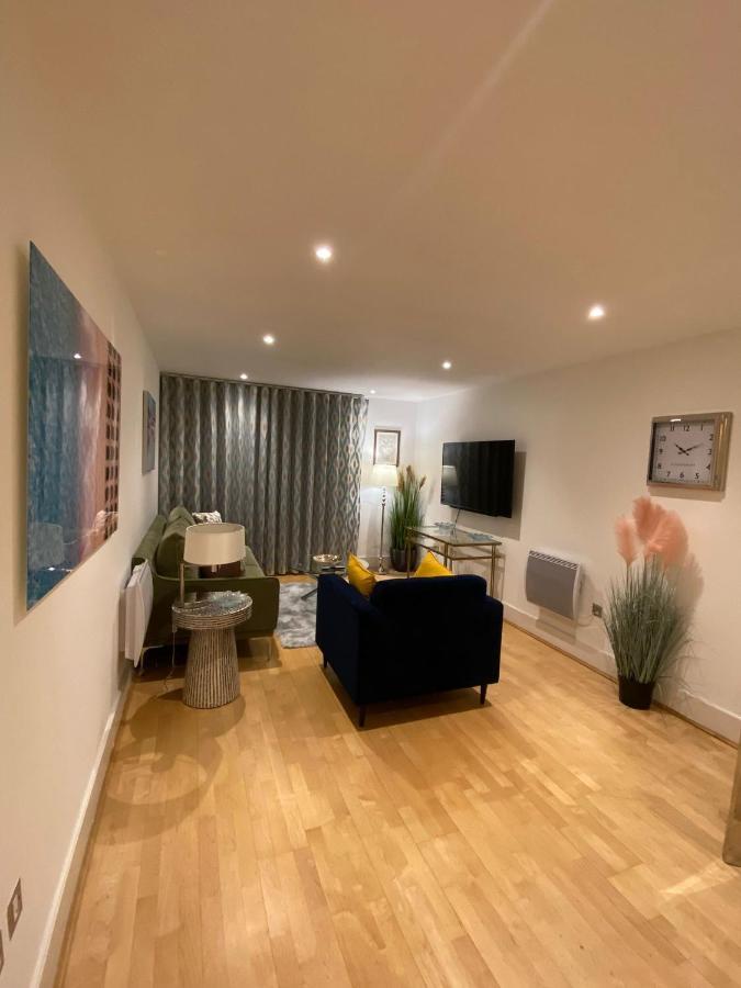 Fabulous 2 Bed Apartment In Vauxhall London Exterior photo