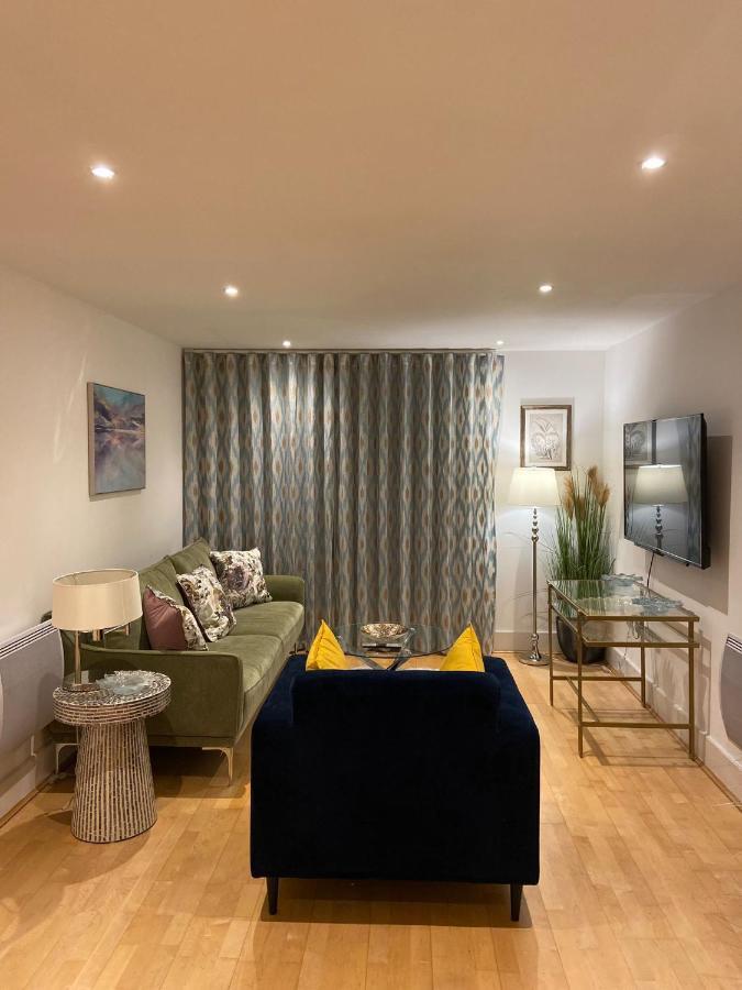 Fabulous 2 Bed Apartment In Vauxhall London Exterior photo