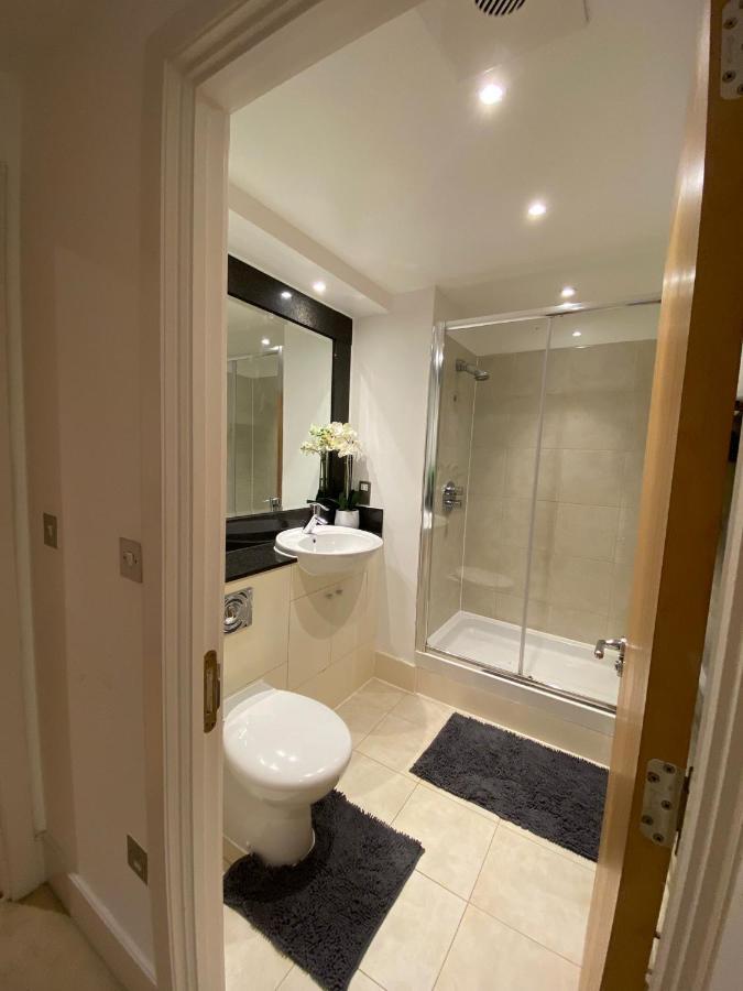 Fabulous 2 Bed Apartment In Vauxhall London Exterior photo